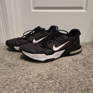 Nike Black and White Athletic Shoes